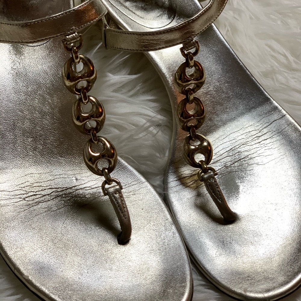 **Final Price Drop** Vintage Gucci T-Strap Sandals